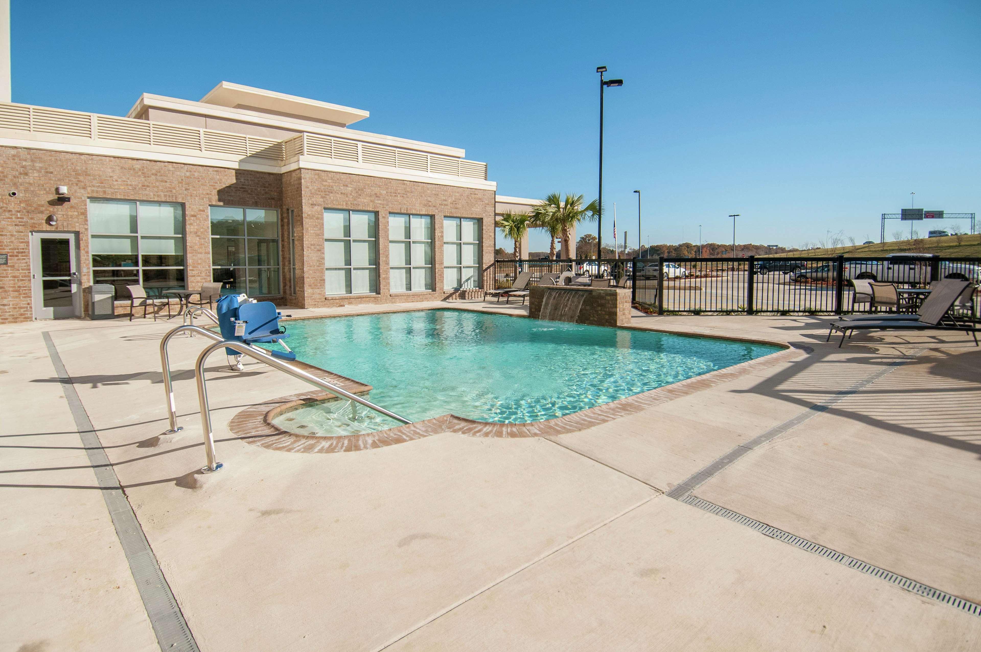 Hilton Garden Inn Jackson/Clinton Exterior foto
